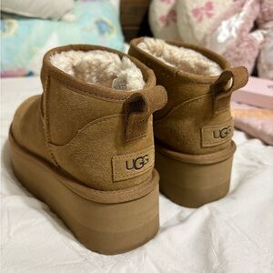 Platform Mini Uggs
